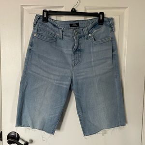 True Religion Riley Knee Length Short Bermuda Style Size 32